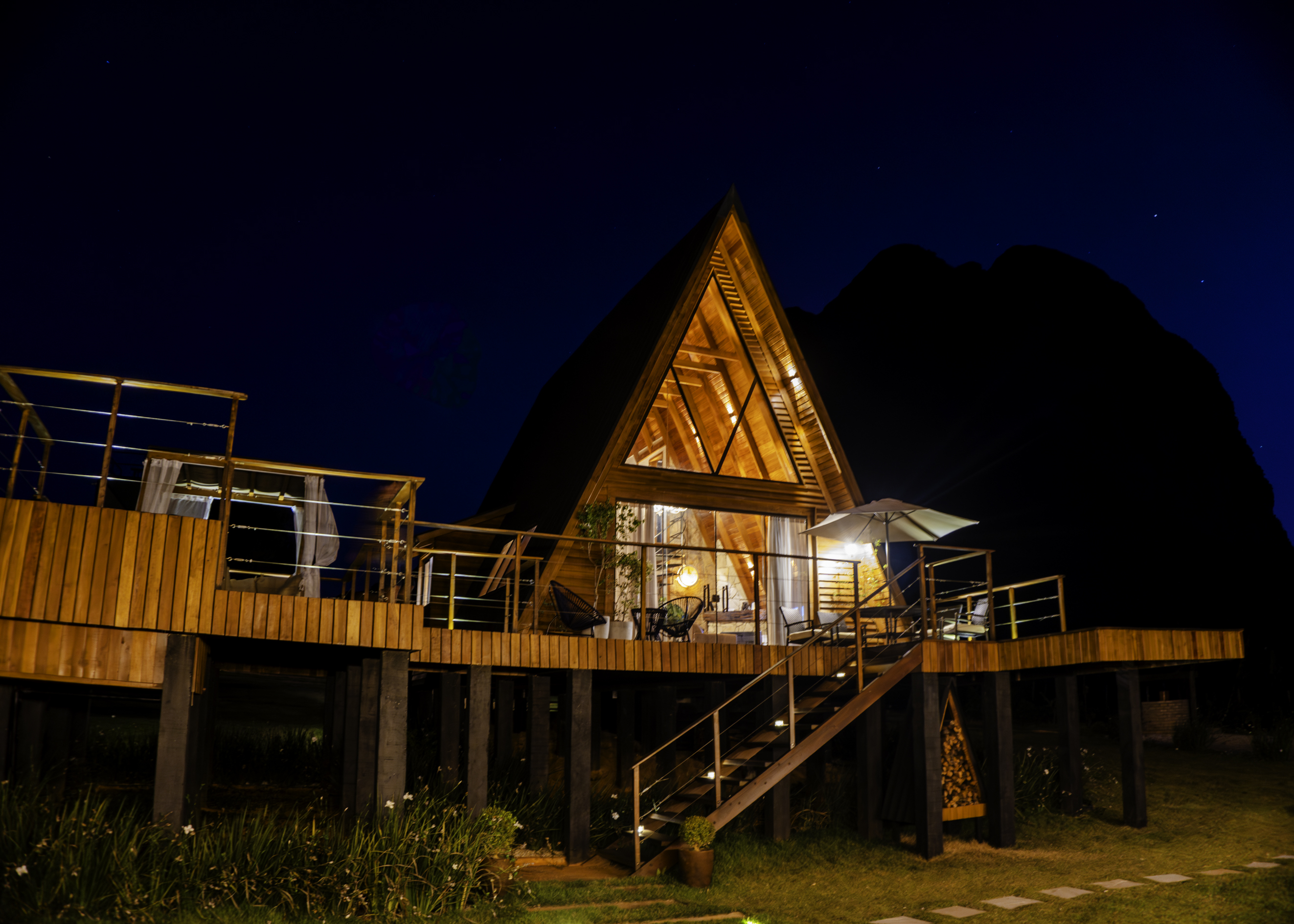 Quarto rústico no térreo